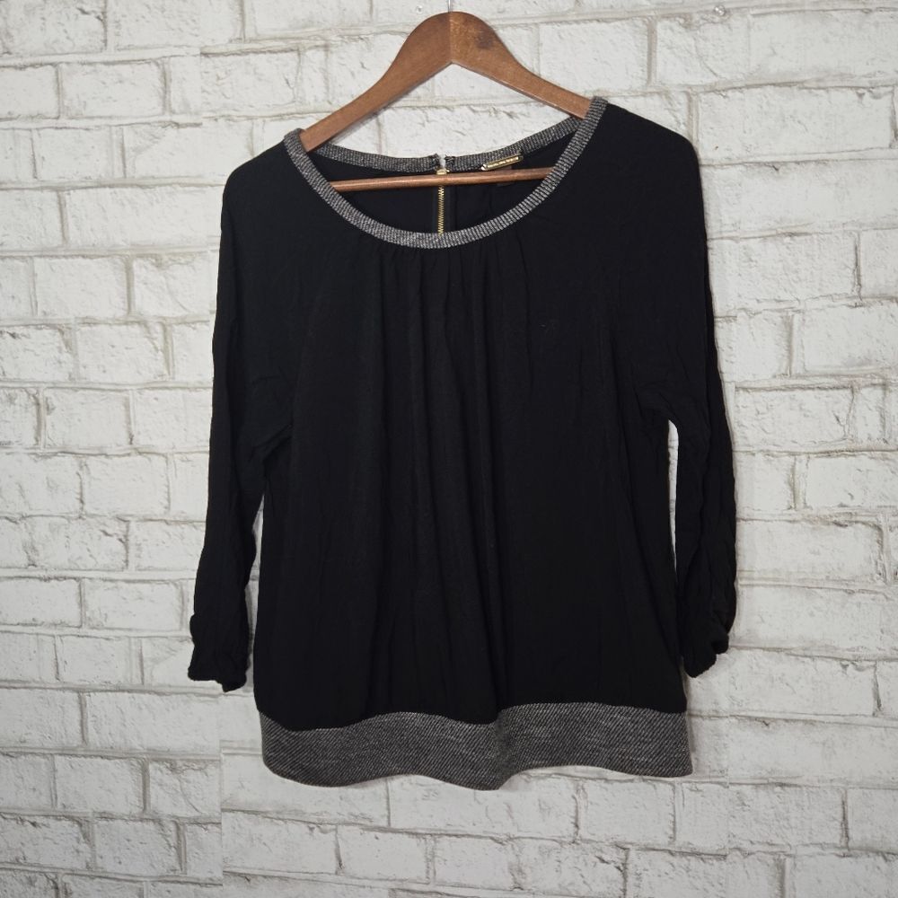 Dana Buchman long sleeve blouse